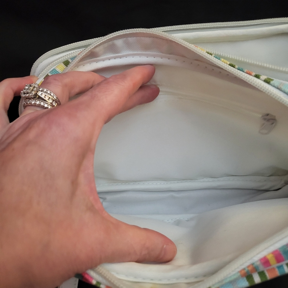 Stiped purse - Picture 2 of 3